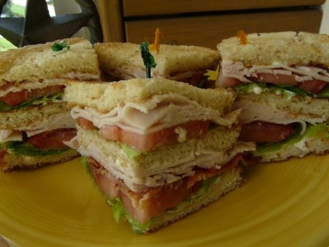 CLASSIC CLUB SANDWICH – How to make  a CLUBHOUSE SANDWICH