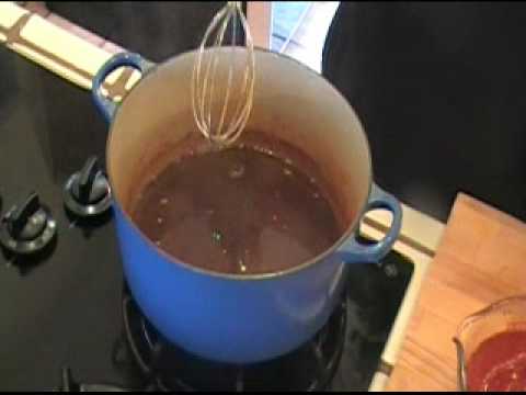 How to Make Barbecue Sauce with Apple Juice