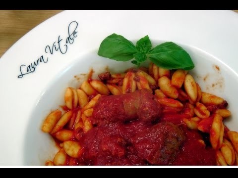 Italian Sunday Sauce – Recipe by Laura Vitale – Laura in the Kitchen Episode 164