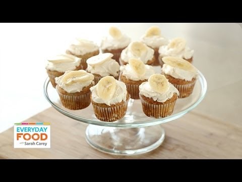 Banana Cupcakes with Honey-Cinnamon Frosting – Everyday Food with Sarah Carey