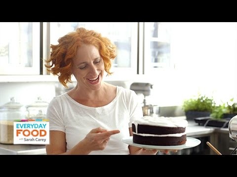 Devil’s Food Cake with Fluffy White Frosting – Everyday Food with Sarah Carey