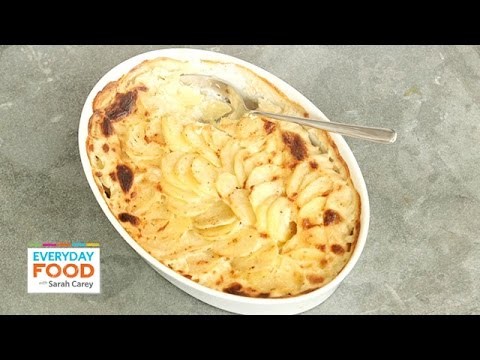 Simple Scalloped Potatoes – Everyday Food with Sarah Carey