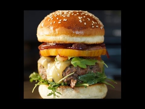 How to Make a Perfect Hamburger – Bruno Albouze – THE REAL DEAL