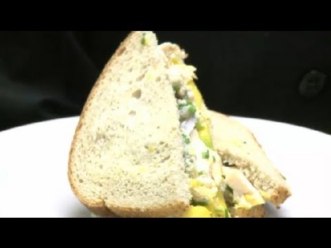 Chicken Sandwich With Blue Cheese & Avocado : Chicken Salads & Sandwiches
