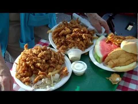 Lobster Rolls & Fried Clams at Kimball Farm