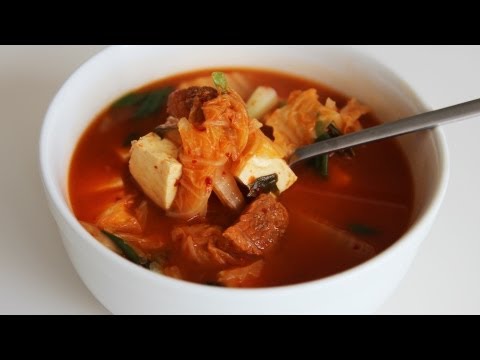 kimchi soup (kimchiguk: 김치국)