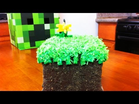 MINECRAFT CAKE – NERDY NUMMIES