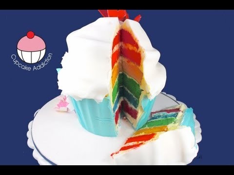 Cut & Serve a Giant Cupcake – a Cupcake Addiction How To Tutorial