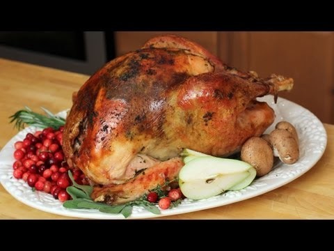 Thanksgiving Turkey – Laura Vitale – Laura in the Kitchen Episode 241