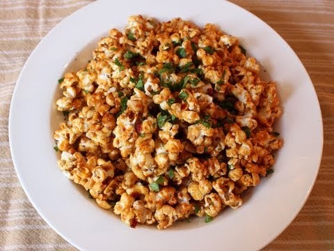 “Pad Thai” Popcorn! Sweet & Spicy “Pad Thai” Flavored Caramel Popcorn
