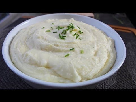 Ultimate Mashed Potatoes – Ultra Luxurious Buttery Mashed Potatoes for the Holidays