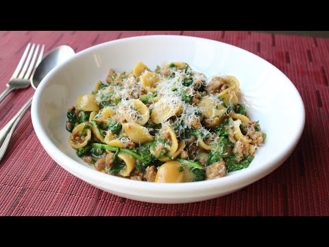 “One Pan” Orecchiette Pasta with Sausage and Arugula – How to Cook Pasta & Sauce in One Pan