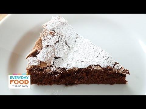 4-Ingredient Flourless Chocolate Cake – Everyday Food with Sarah Carey