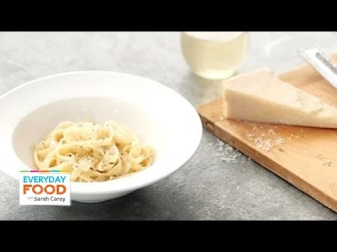 3-Ingredient Fettuccine Alfredo – Everyday Food with Sarah Carey