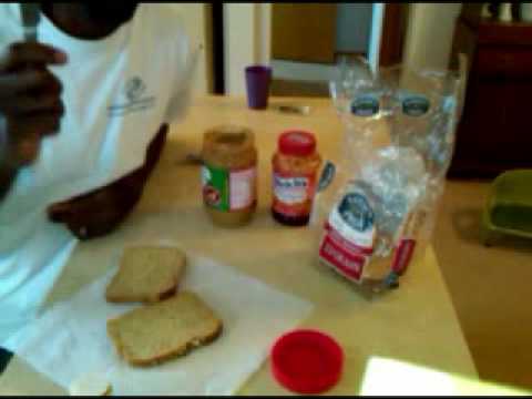 How to make PB & J the right way!