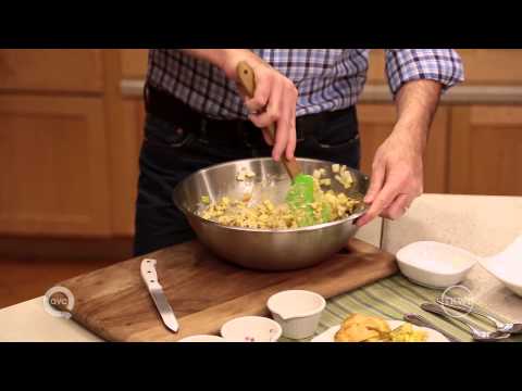 Clinton Kelly makes Curried Chicken Salad Tea Sandwiches