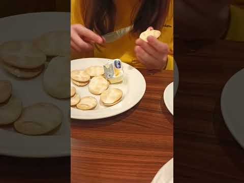 how to make a crackers sandwiches