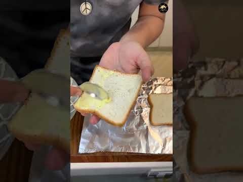 Viral Hack SANDWICH Making With IRON 😱