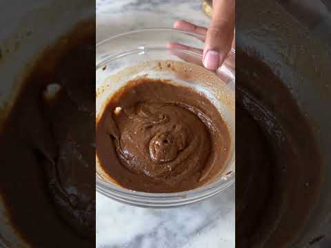 NO OVEN, WHOLE WHEAT, EGGLESS CHOCOLATE CAKE | EASY CHOCOLATE CAKE AT HOME #shorts
